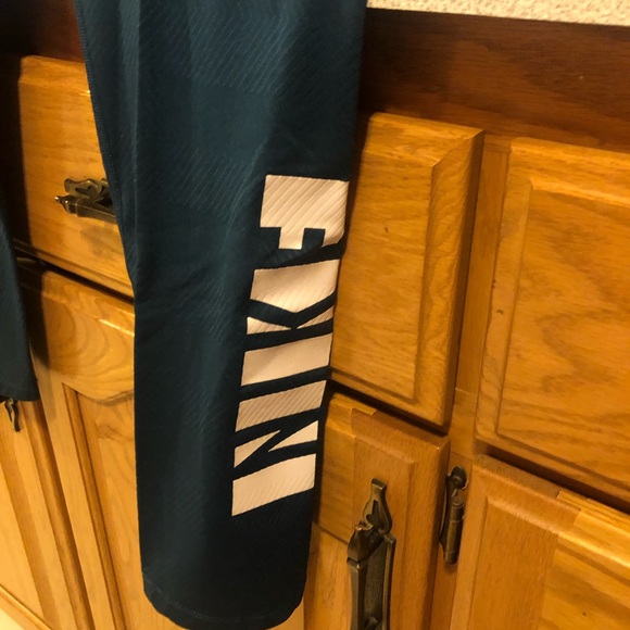 NIKE LEGGINGS - Picture 1 of 5